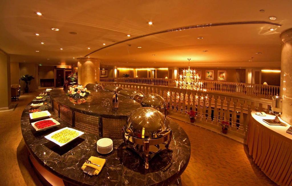 فندق شانغهايفي  فندق هونجكياو ستايت جيست المطعم الصورة